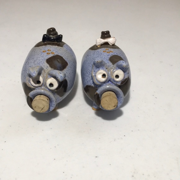 Handmade Ceramic Pig Salt and Pepper Shakers - Picture 1 of 4
